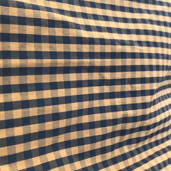 Stylish Button-up! - Picture 4 of 4